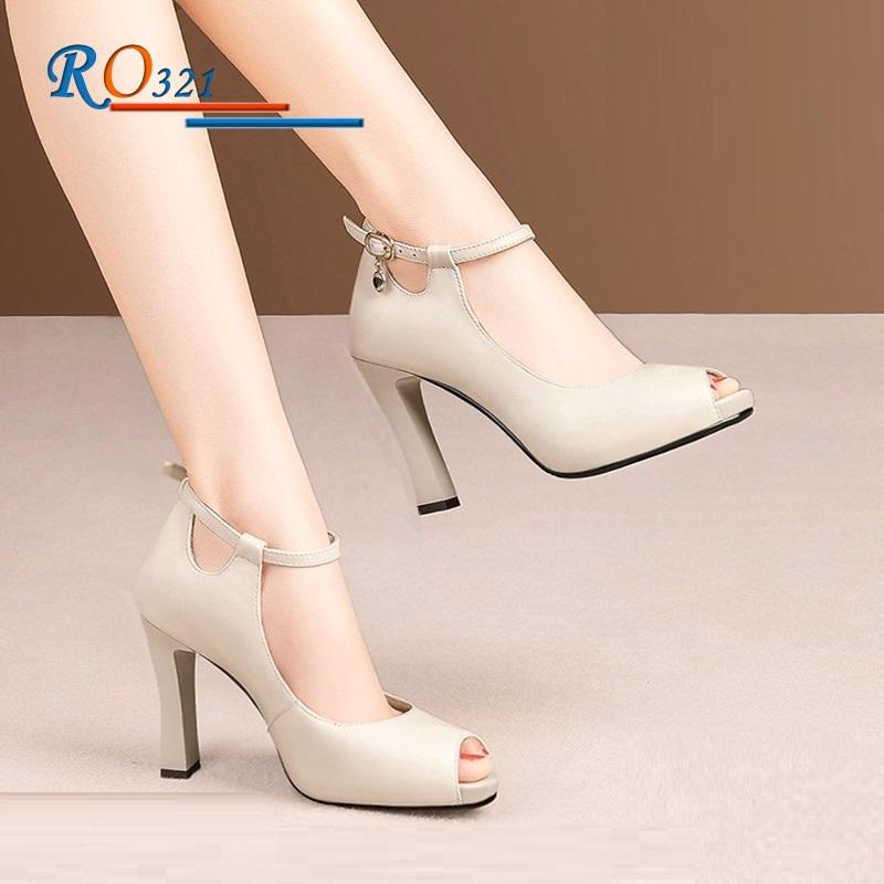 Những đôi giày cao gót giúp bạn nữ luôn xinh đẹp